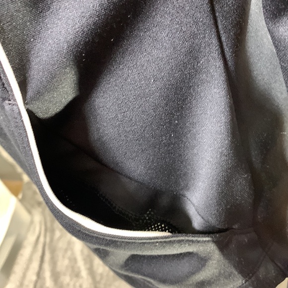 Under Armour Full Zip All Season Gear Black Hoodie Size Small - Picture 7 of 16